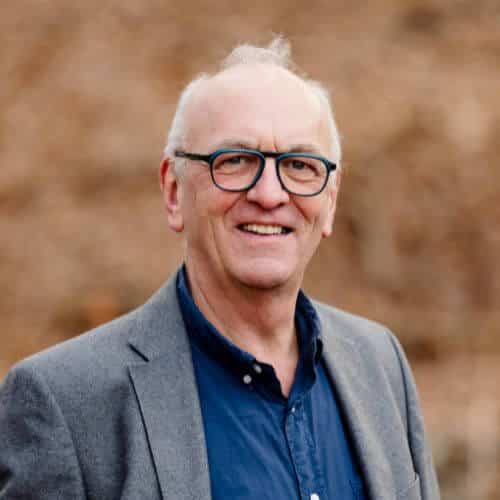 Jos Hensen (1) Jos Hensen